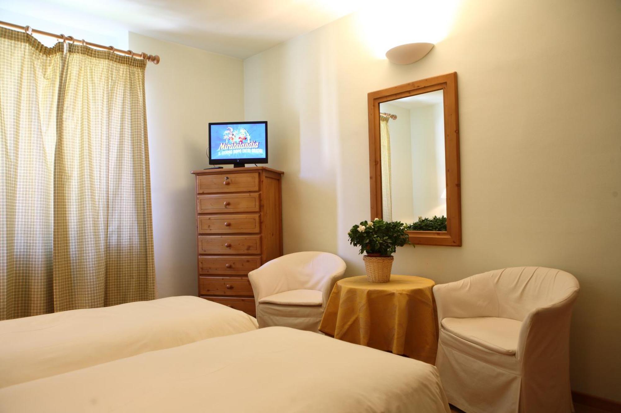 Hotel Valverde 3*